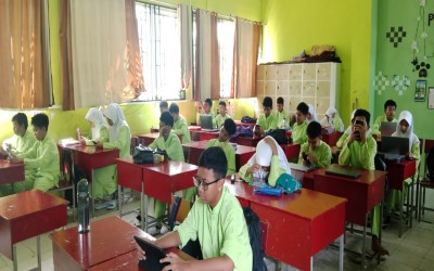 MTsN 1 Batam Ikuti Babak Penyisihan TKA BP 2025 Sesi 9 Jenjang SMP/MTs